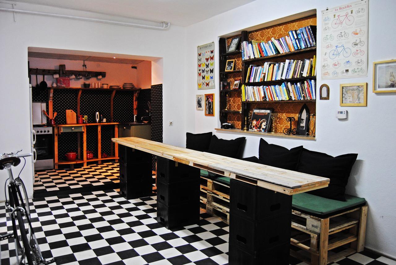Balkanarama Hostel Mostar Zewnętrze zdjęcie